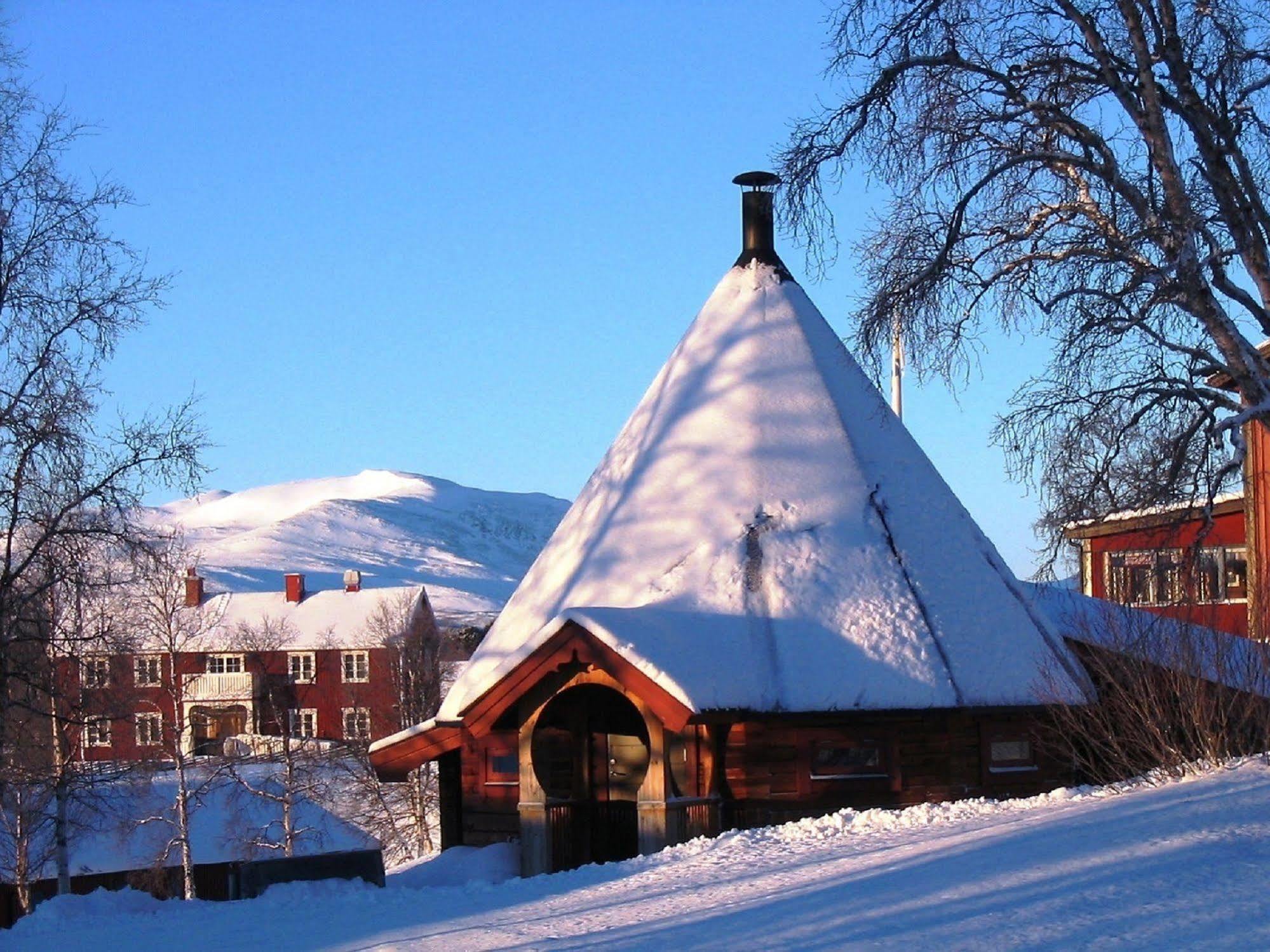 Valadalens Fjaellstation Hotel ภายนอก รูปภาพ